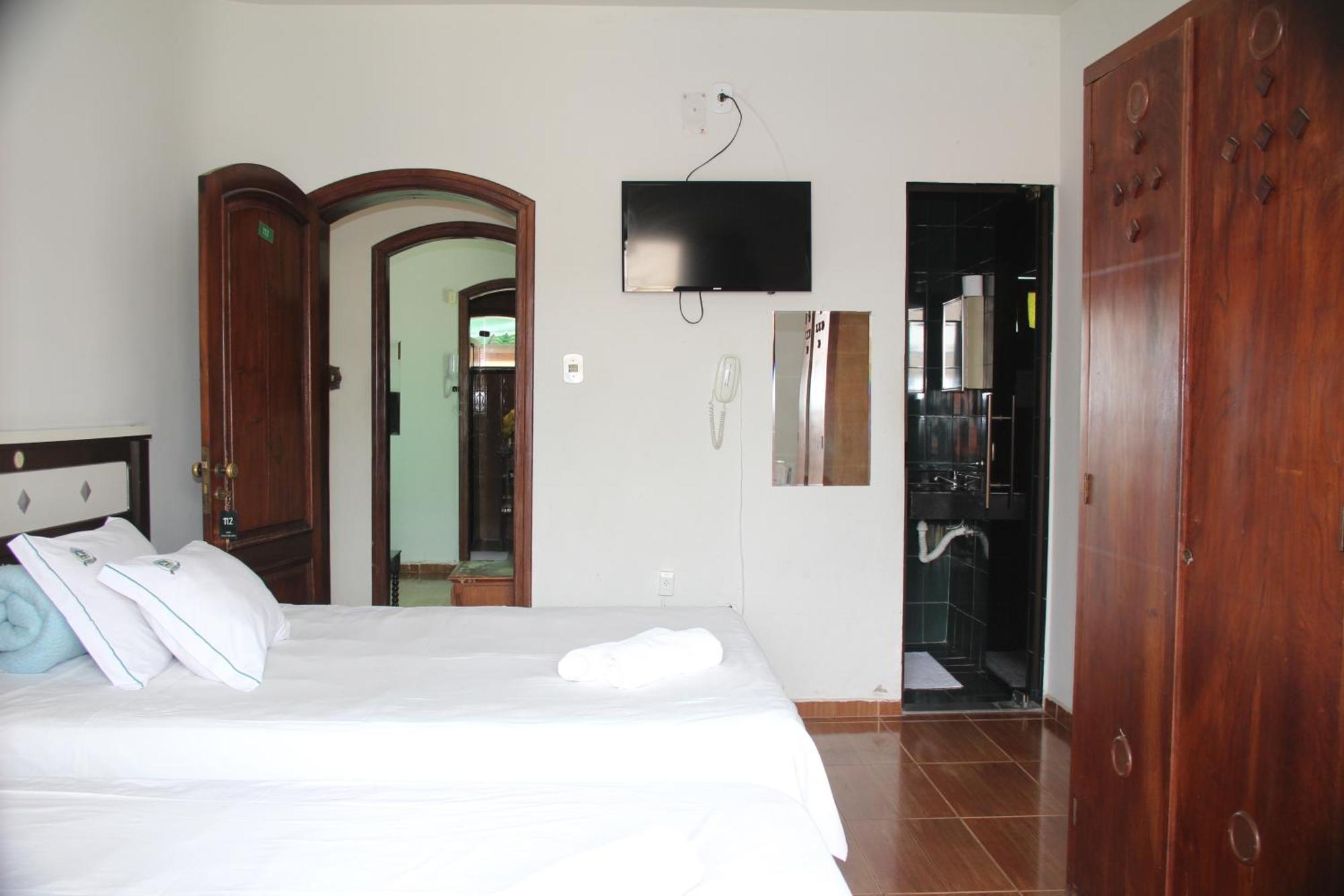Hotel Chale Sao Jorge 阿帕雷西达 外观 照片
